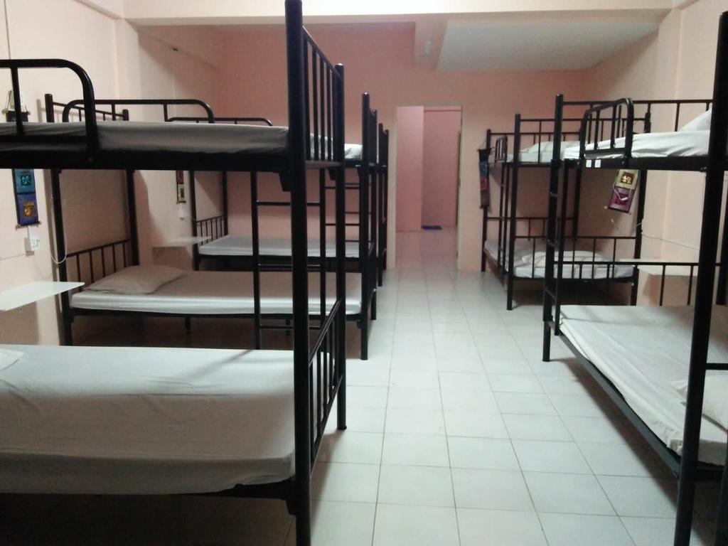 The Galiness International Backpacker Hostel Phuket Patong Екстер'єр фото