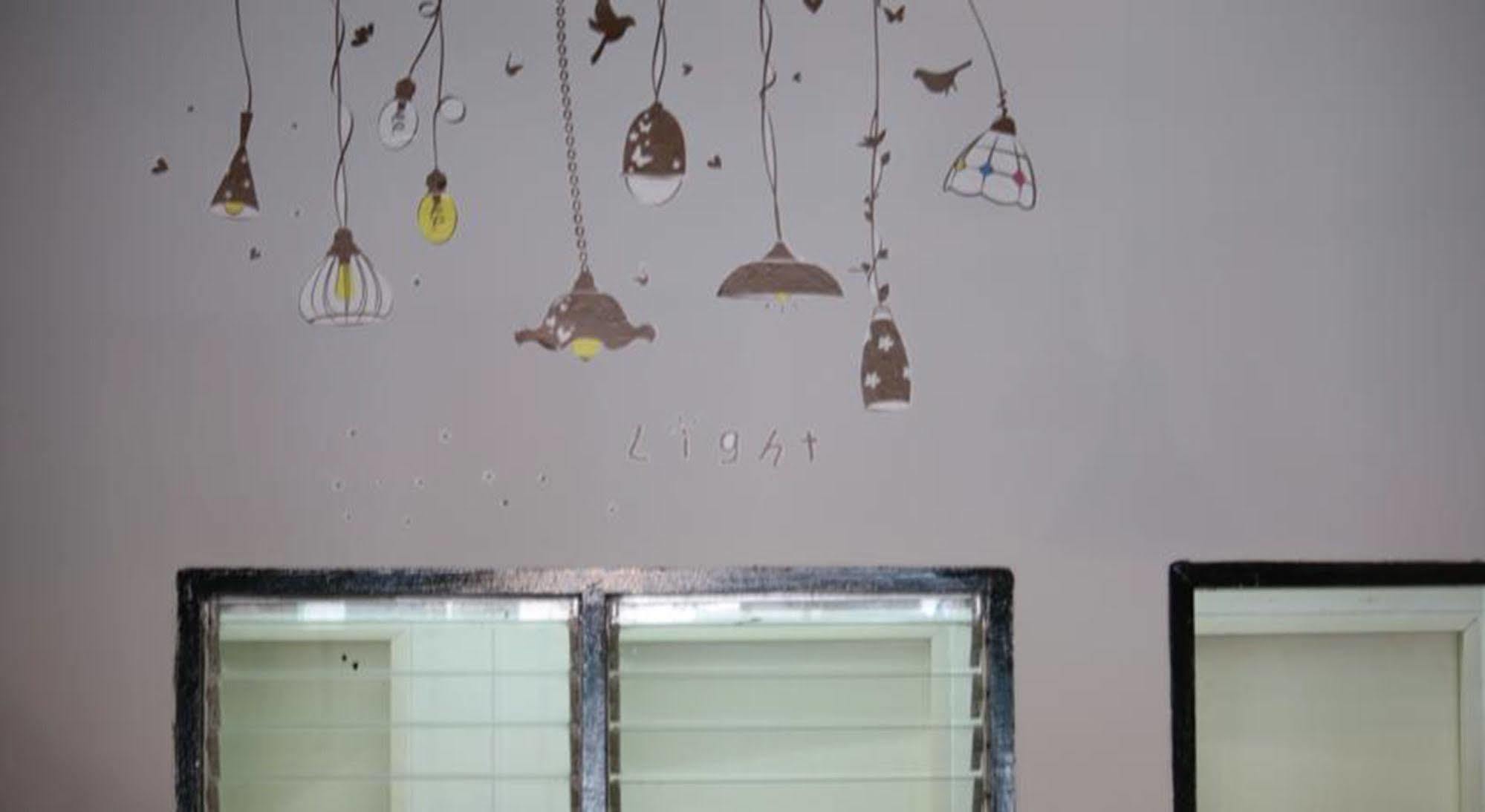 The Galiness International Backpacker Hostel Phuket Patong Екстер'єр фото